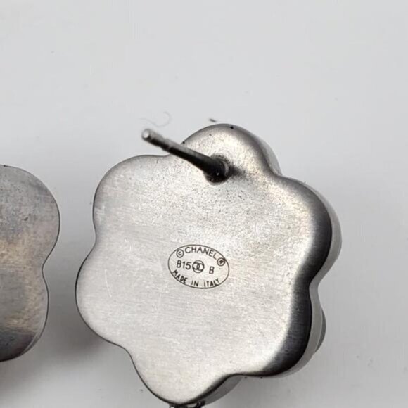 CHANEL Dark Grey CC Pearl Stud Earrings 370-102525 - Picture 5 of 11